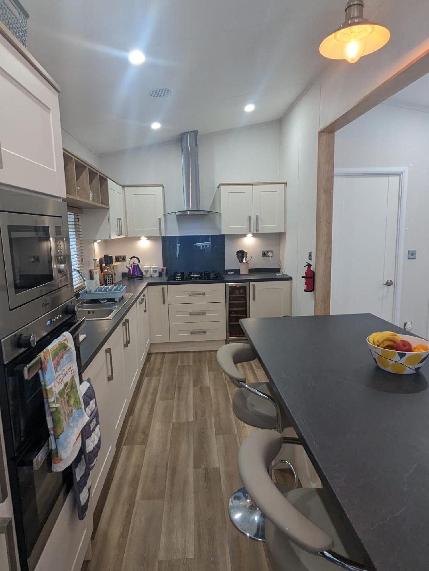 Luxury Stunning Sensation Lodge On 5 Star Shorefield Country Park New Forest Entertainment And Leisure Passes Included Milford on Sea Exterior photo